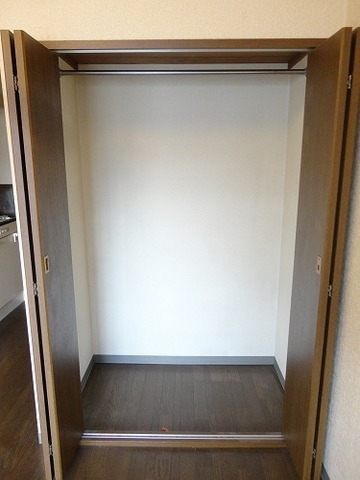 Other Equipment. Plenty of storage