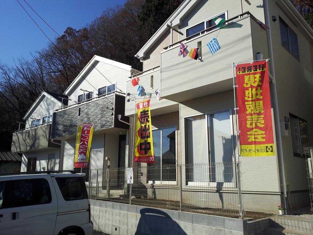 Local appearance photo. Local (12 May 2013) shooting all building sunny.