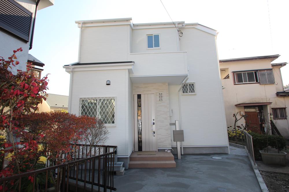 Local appearance photo