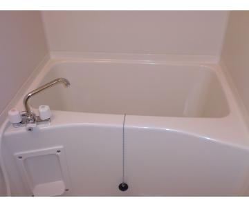 Bath. Bathroom where you can relax comfortably