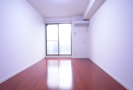 Living and room. Day is also good.