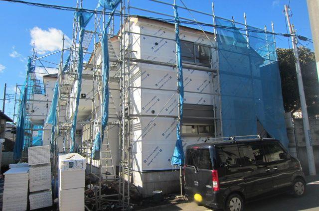 Local photos, including front road. 1 Building 2013 December 24, shooting