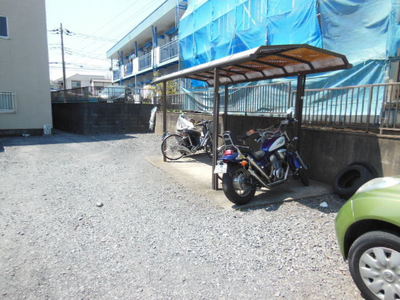 Other common areas. ☆ Is a parking lot with a roof ☆