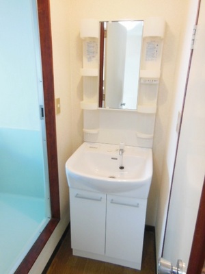 Washroom. ☆ Busy morning and evening of strong ally ☆