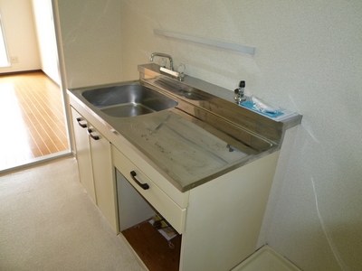 Kitchen. Gasukitchin correspondence