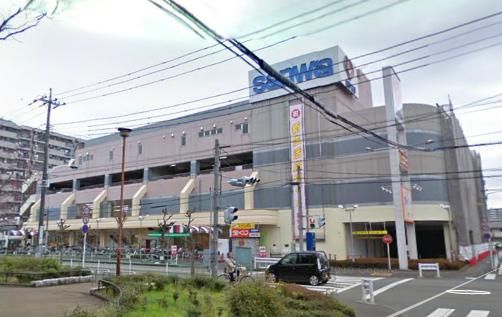 Supermarket. Sanwa until the (super) 890m