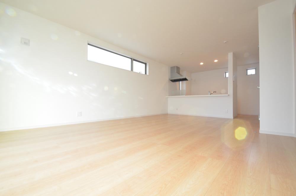 Living. Indoor (12 May 2013) Shooting 5 Building