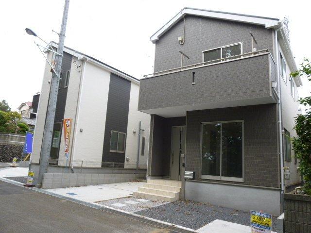 Local appearance photo. Local (2013 October shooting) Building 2