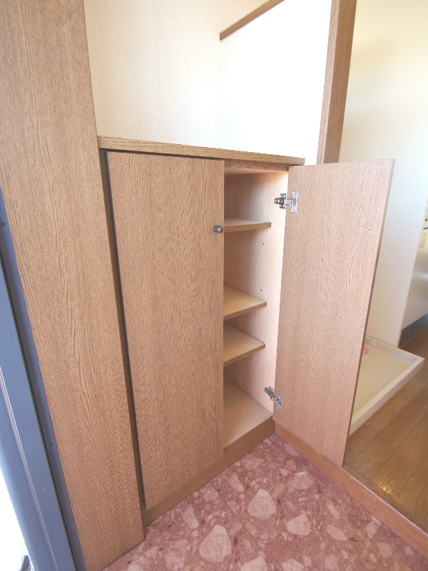 Other room space. The same properties of different Room No.. It will be helpful photo.