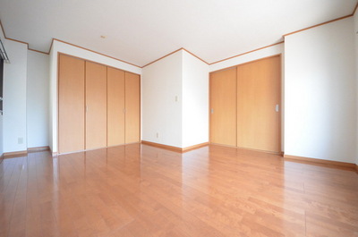 Other room space.  ☆ Spacious living room ☆ 