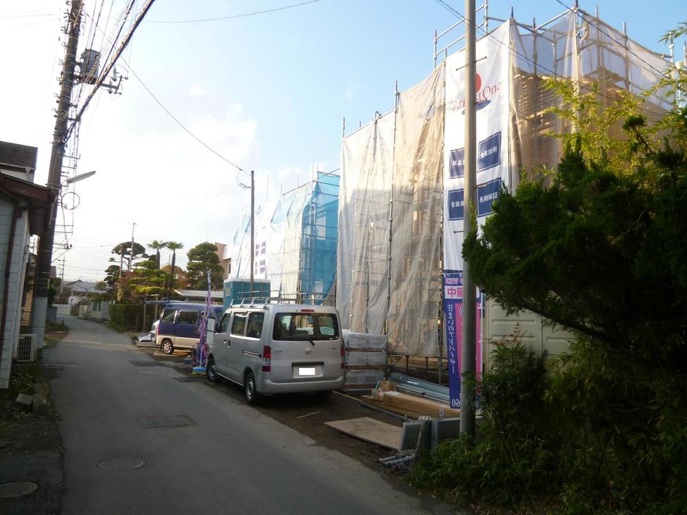 Local appearance photo. Local (11 May 2013) Shooting