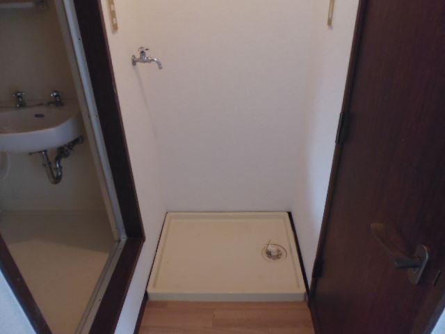 Other room space. Do not get as much as possible washing is the middle of the night ☆