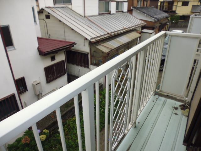 Other. It flows bright sunshine and a refreshing breeze from the veranda ☆