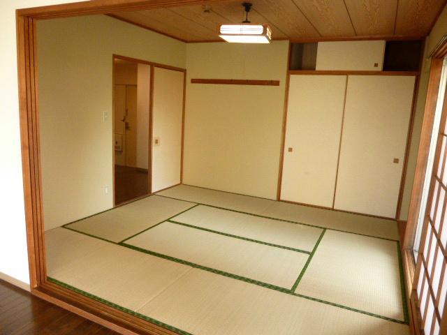Non-living room. 8 quires of Japanese-style room