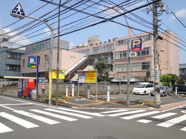 Hospital. Migita 360m to the hospital (hospital)