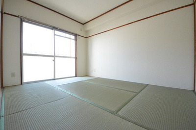 Living and room. ☆ Calm the tatami of smell ☆