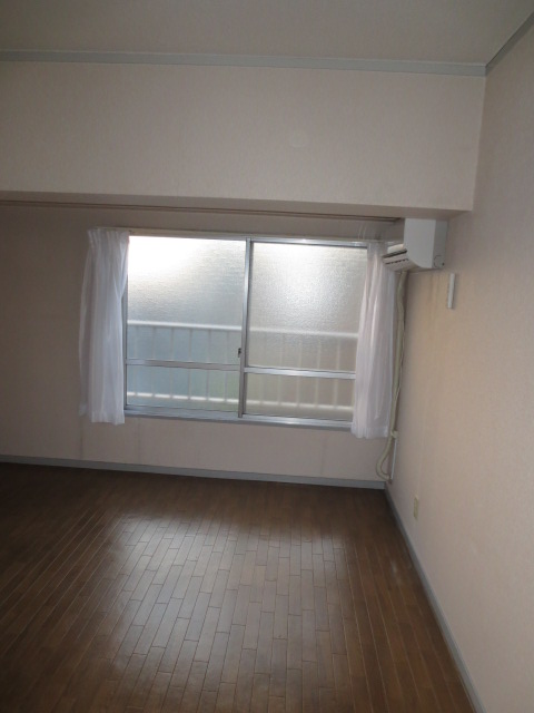 Living and room. room