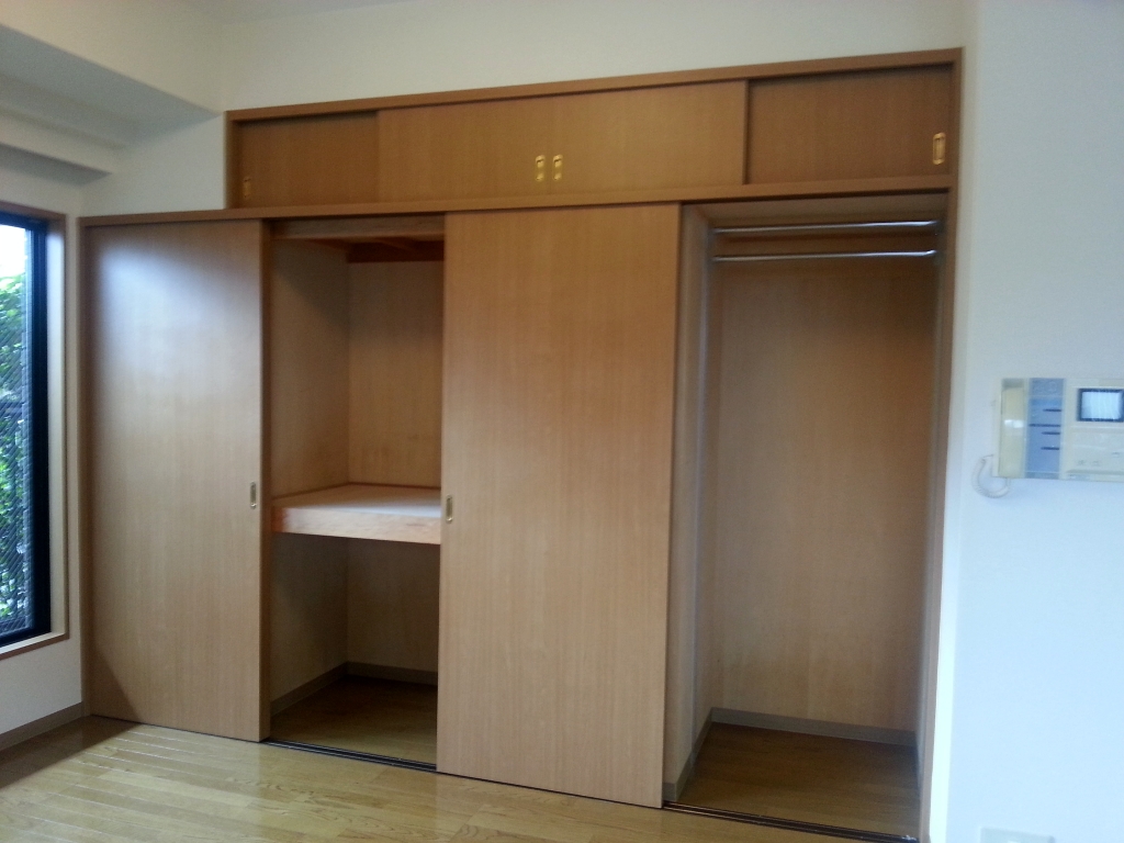 Receipt. Plenty of storage!