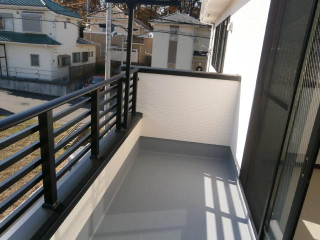 Balcony. 6 Building