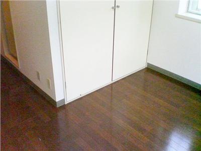 Receipt. You can use it widely to the room in the spacious storage.