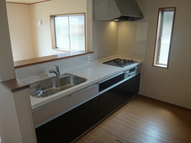 Same specifications photo (kitchen)