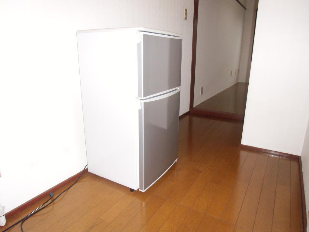 Other Equipment. 2 door freezer fridge