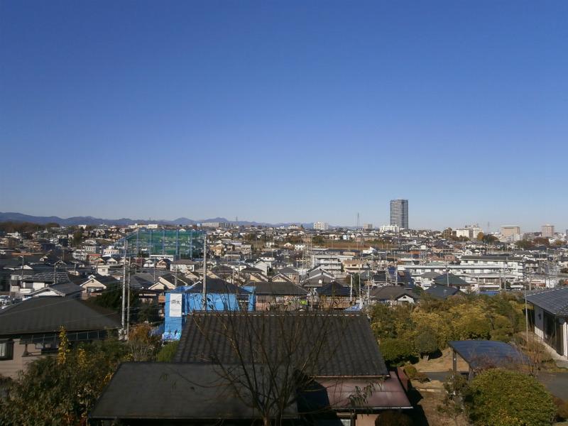 View photos from the dwelling unit. View from the site (November 2013) Shooting