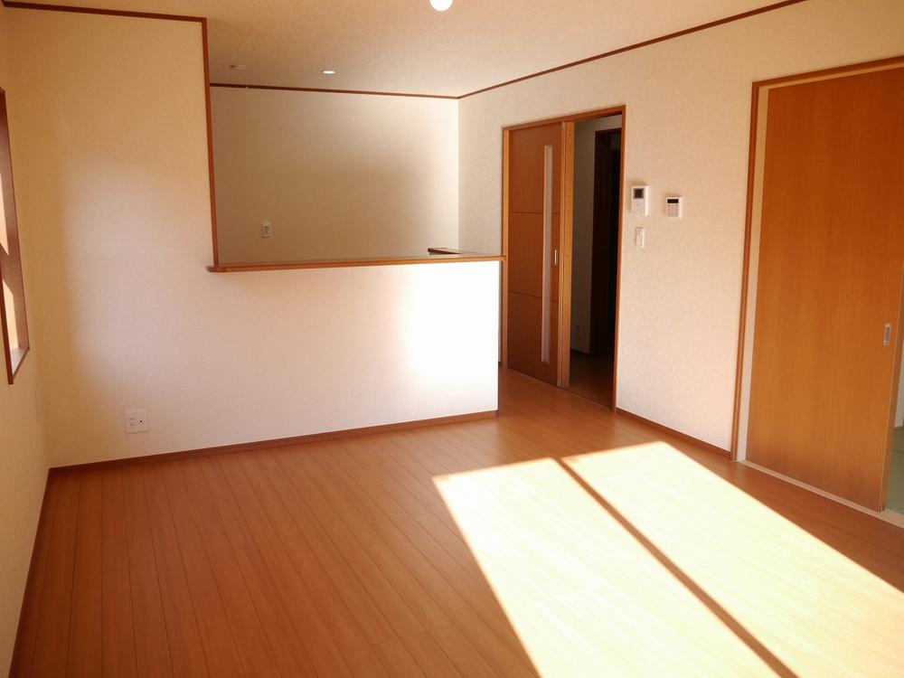 Living. All room pair glass