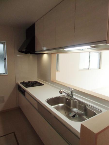 Same specifications photo (kitchen)