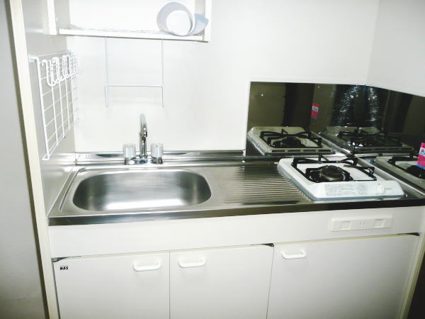 Kitchen. City with gas stove flow table 1m20