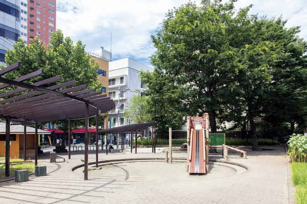 Funemori park (about 260m ・ 4-minute walk)