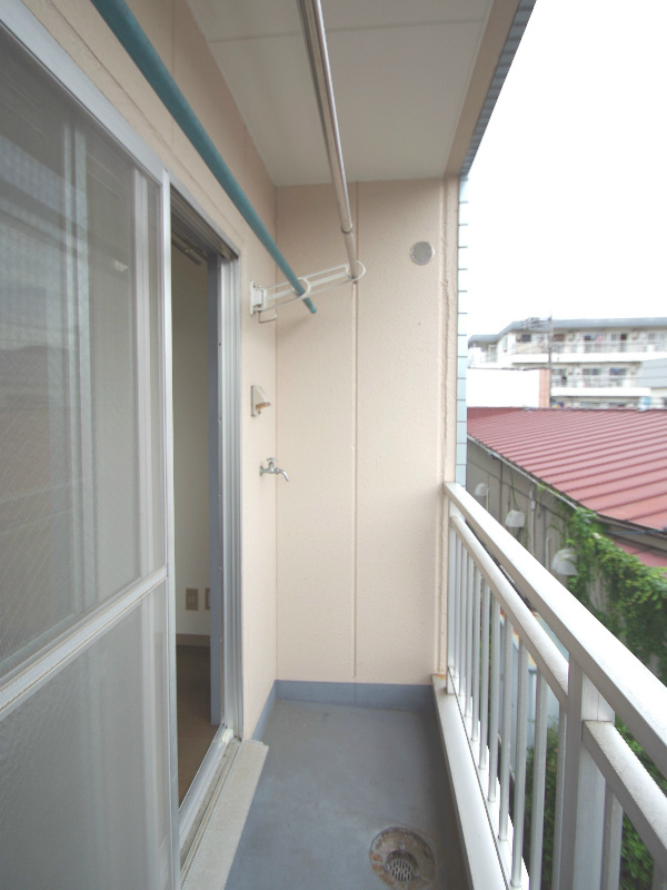 Balcony. It dries also laundry firm