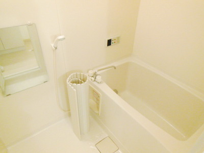 Bath. ☆ It is a beautiful bathroom ☆