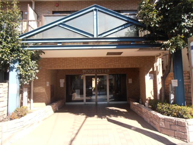 Entrance. Common areas