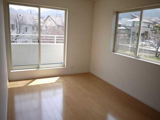 Same specifications photos (Other introspection)