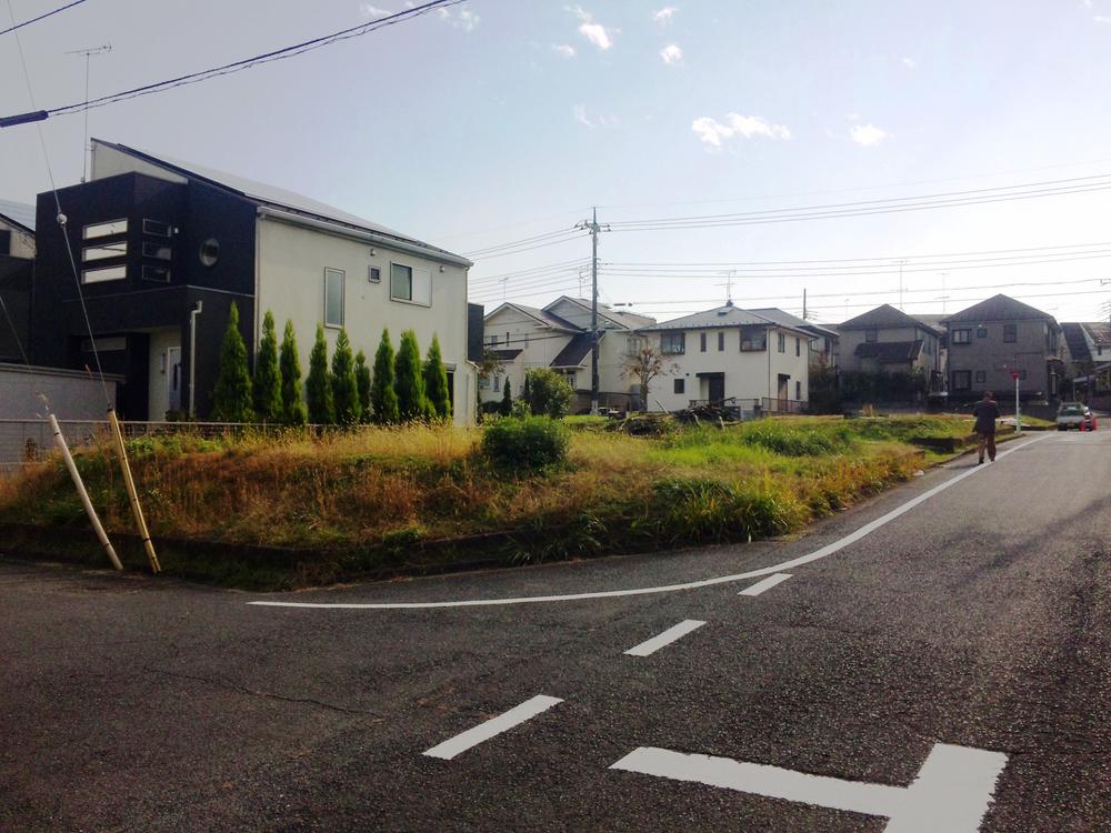 Local land photo. Local (11 May 2013) shooting around is a feeling of opening have opened