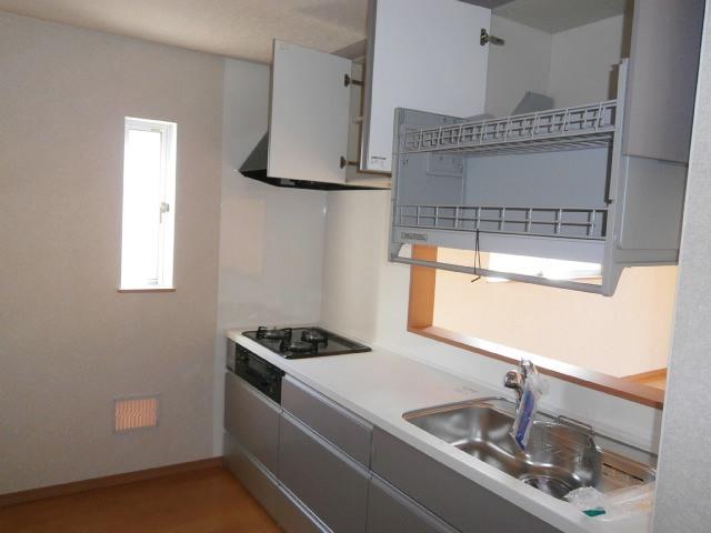 Kitchen. Face-to-face kitchen, Water purifier integrated faucet, With lift down Wall