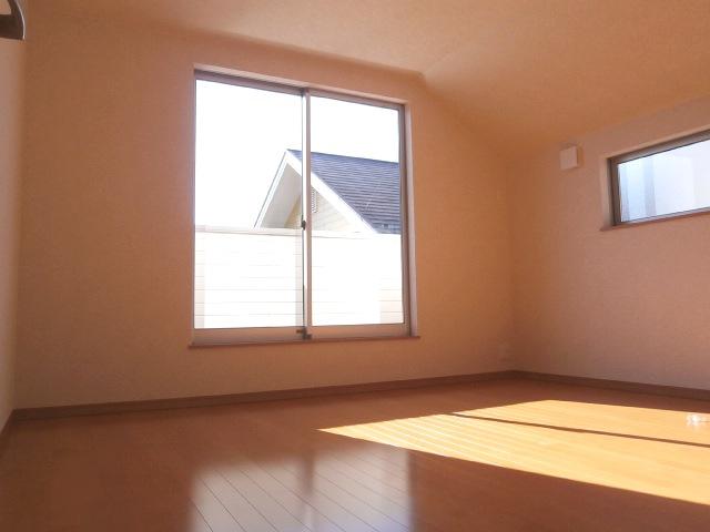 Non-living room. 2 Kaiyoshitsu