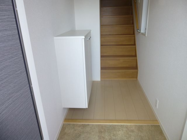 Entrance. ◇ is entrance ◇