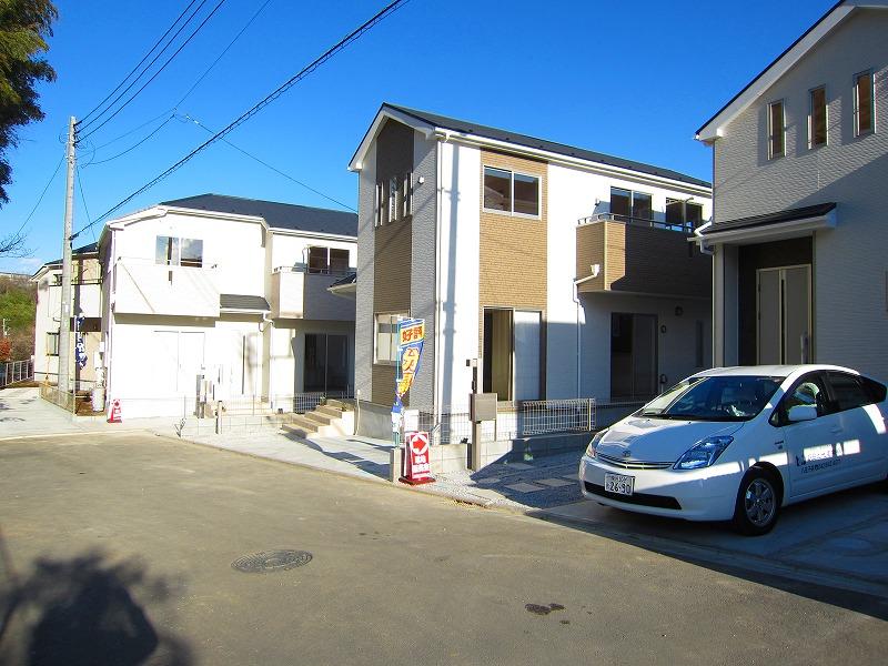 Sale already cityscape photo. Sale already the city average