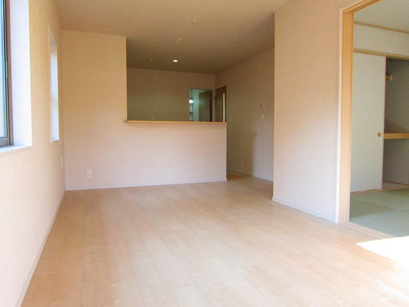 Living. Indoor (12 May 2013) Shooting 4 Building