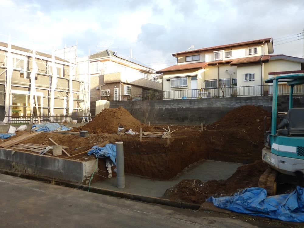 Local appearance photo. Local (12 May 2013) Shooting