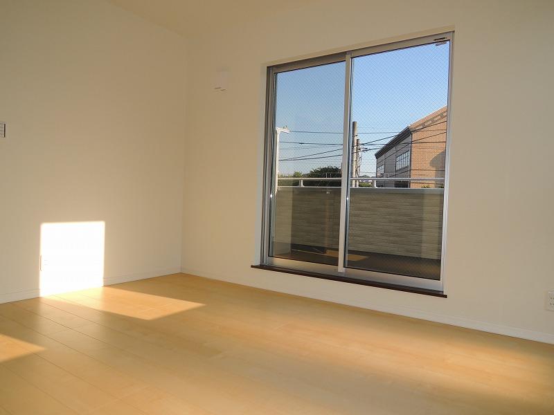 Non-living room. A living room with a well-ventilated well airy