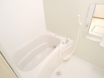 Bath. Reheating hot water supply