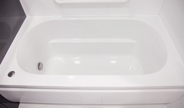 Bathing-wash room. WA bathtub