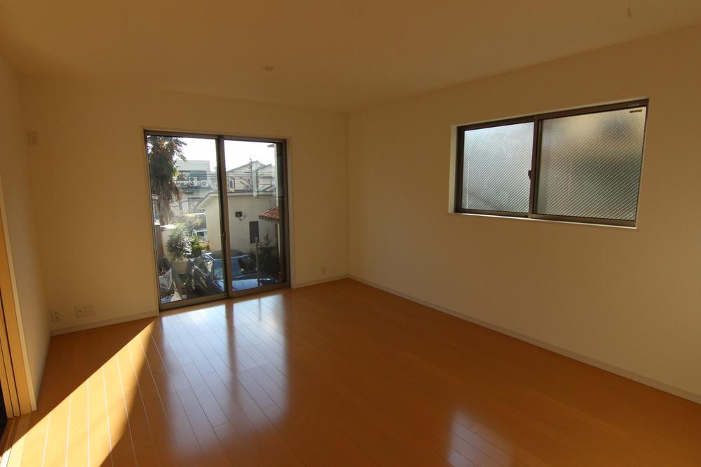 Living. Indoor (12 May 2013) Shooting