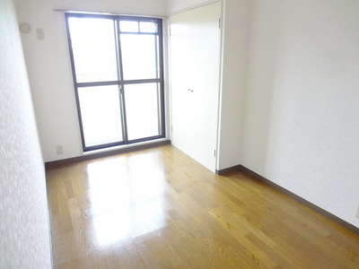 Other. ☆ How in the children's room? ! With storage! ☆