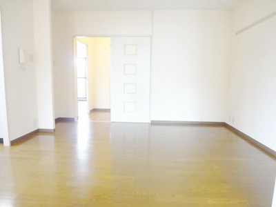 Other Equipment. ☆ You can put the dining table is also of course ~ ☆