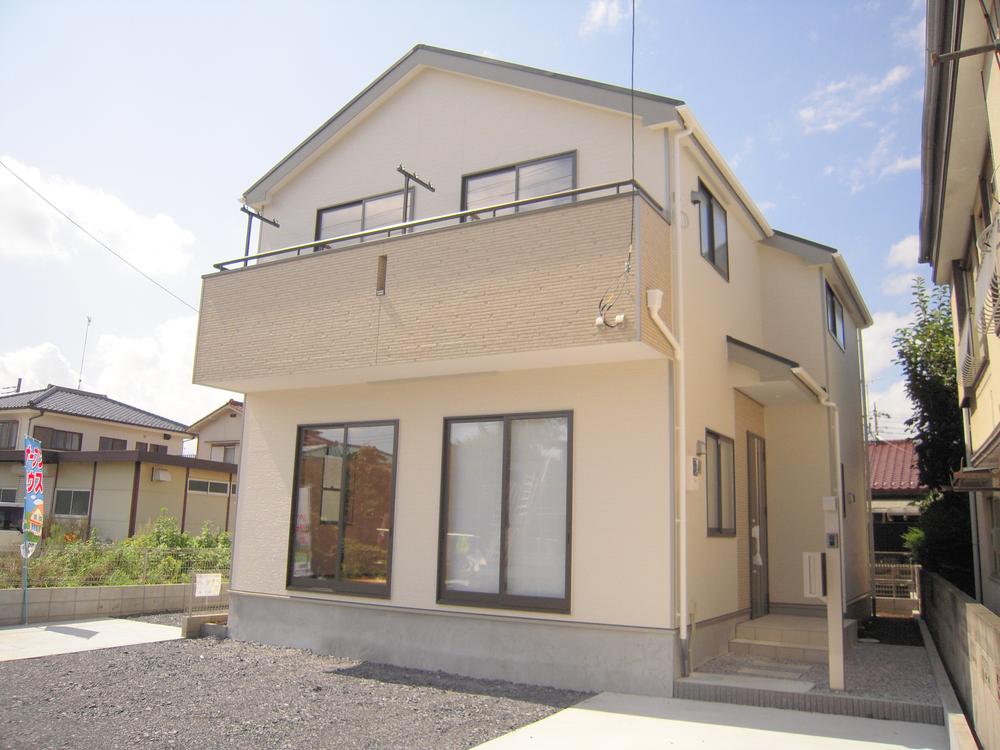 Local appearance photo. 1 Building appearance