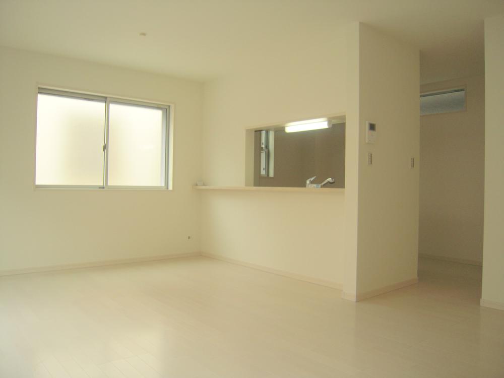 Living. LDK 17.5 Pledge